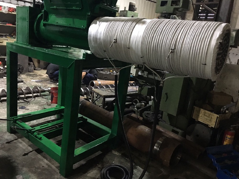 造紙機(jī)輥筒電磁加熱器工作原理